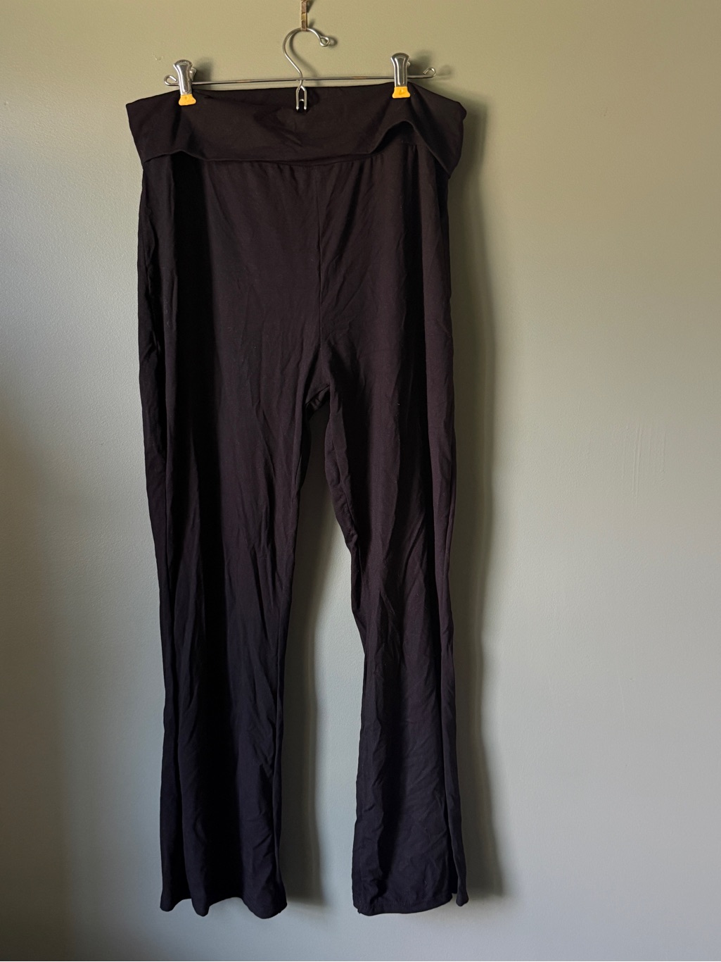 Hatch - The Ultimate Before, During And After Crop Flare - Black - Size L